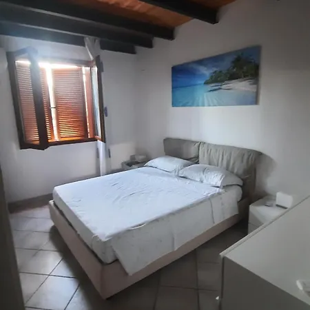 Casagiuvaleo Apartment Pula